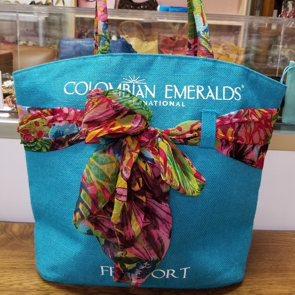 COLOMBIAN EMERALDS FREEPORT BURLAP TOTE - Picture 1 of 6